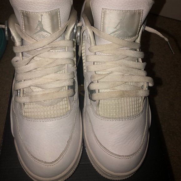 pure money 4s size 7